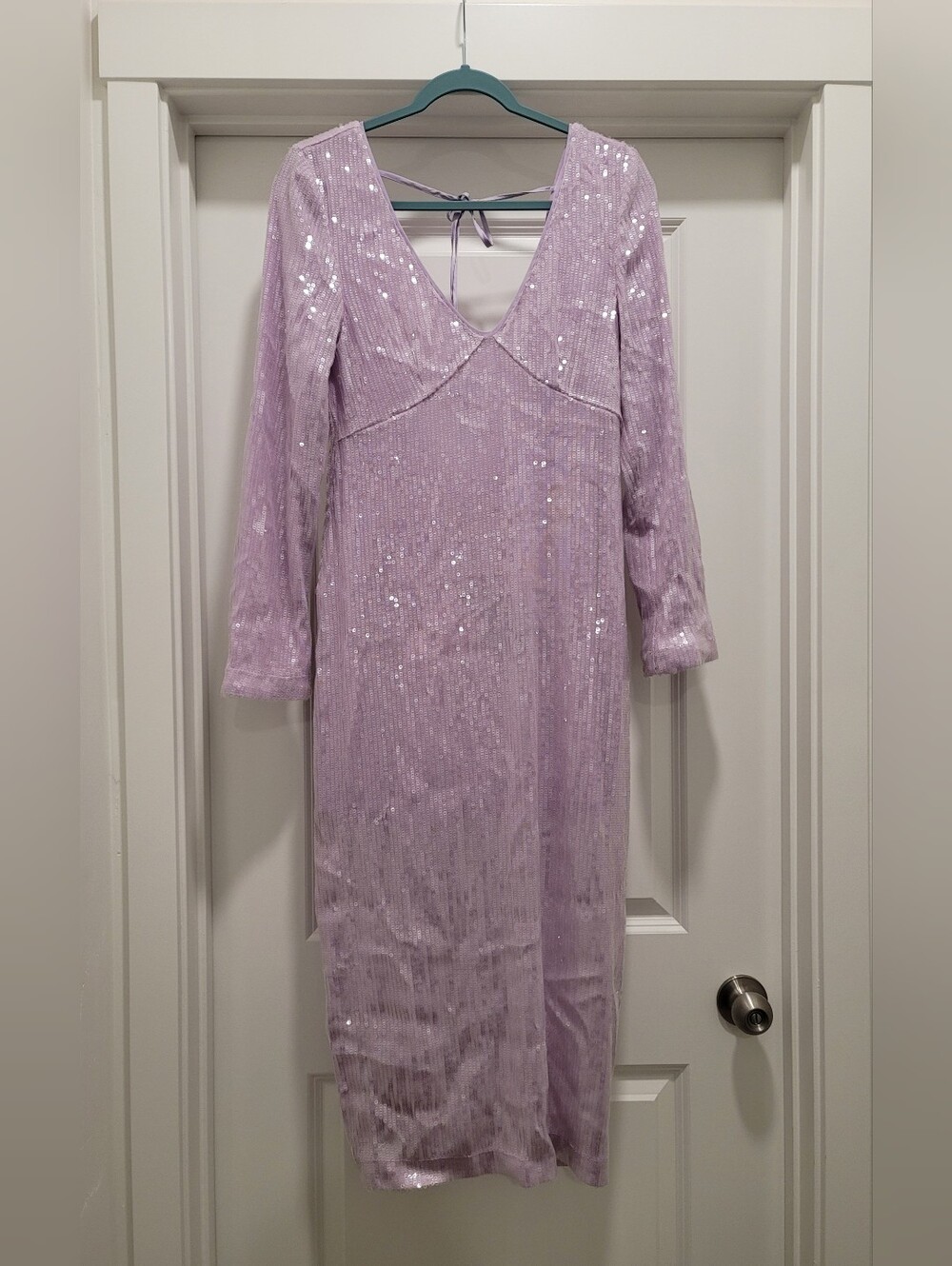 Women's Long Sleeve Sequin V-Neck Midi Dress